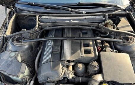 BMW 3 серия, 2004 год, 1 200 000 рублей, 13 фотография