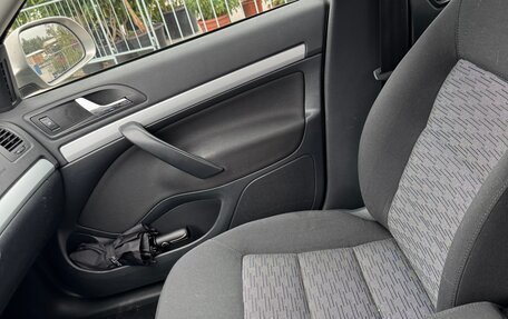 Skoda Octavia, 2011 год, 950 000 рублей, 12 фотография