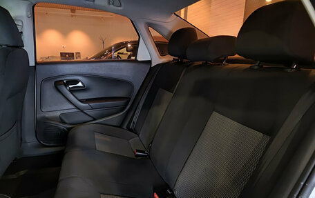Volkswagen Polo VI (EU Market), 2013 год, 630 000 рублей, 16 фотография