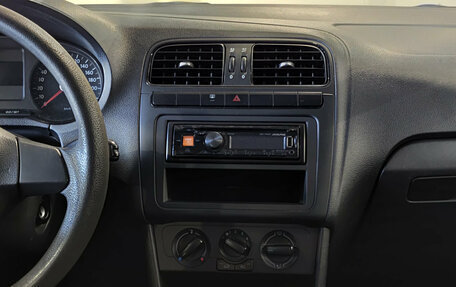Volkswagen Polo VI (EU Market), 2013 год, 630 000 рублей, 19 фотография