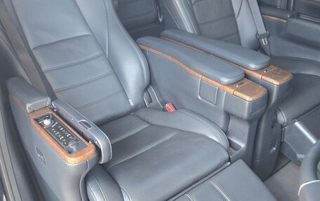 Toyota Alphard III, 2015 год, 3 800 000 рублей, 16 фотография