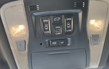 Toyota Alphard III, 2015 год, 3 800 000 рублей, 18 фотография