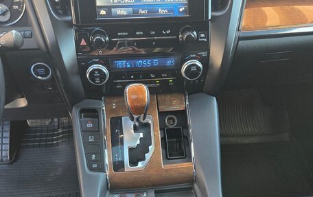 Toyota Alphard III, 2015 год, 3 800 000 рублей, 21 фотография