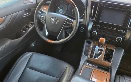 Toyota Alphard III, 2015 год, 3 800 000 рублей, 23 фотография