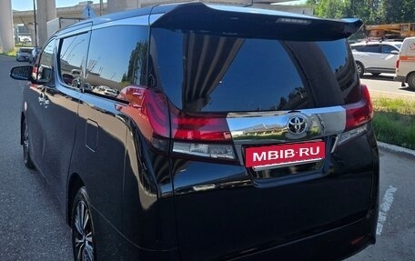 Toyota Alphard III, 2015 год, 3 800 000 рублей, 8 фотография