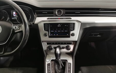 Volkswagen Passat B8 рестайлинг, 2016 год, 1 495 000 рублей, 14 фотография