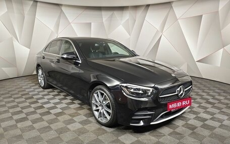 Mercedes-Benz E-Класс, 2021 год, 4 090 000 рублей, 3 фотография