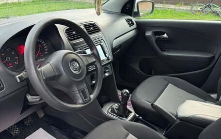 Volkswagen Polo VI (EU Market), 2012 год, 870 000 рублей, 4 фотография