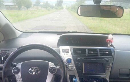 Toyota Prius, 2012 год, 1 500 000 рублей, 5 фотография