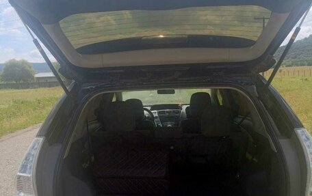 Toyota Prius, 2012 год, 1 500 000 рублей, 6 фотография