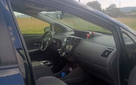 Toyota Prius, 2012 год, 1 500 000 рублей, 7 фотография