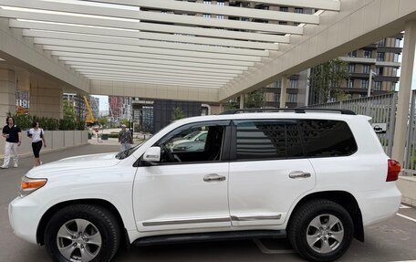 Toyota Land Cruiser 200, 2012 год, 3 200 000 рублей, 3 фотография