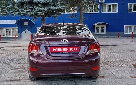 Hyundai Solaris II рестайлинг, 2013 год, 670 000 рублей, 6 фотография