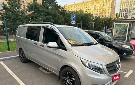 Mercedes-Benz Vito, 2019 год, 3 850 000 рублей, 1 фотография