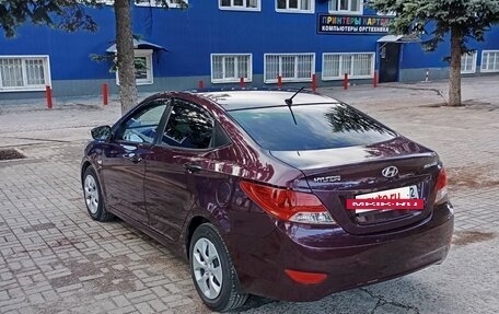 Hyundai Solaris II рестайлинг, 2013 год, 670 000 рублей, 7 фотография