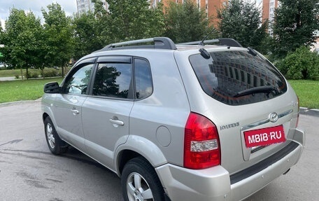Hyundai Tucson III, 2007 год, 580 000 рублей, 2 фотография