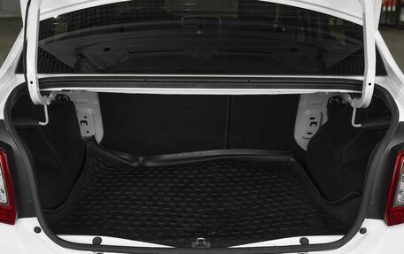 Renault Logan II, 2017 год, 795 000 рублей, 13 фотография