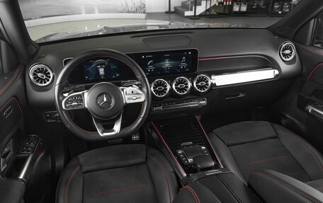Mercedes-Benz GLB, 2020 год, 2 900 000 рублей, 9 фотография