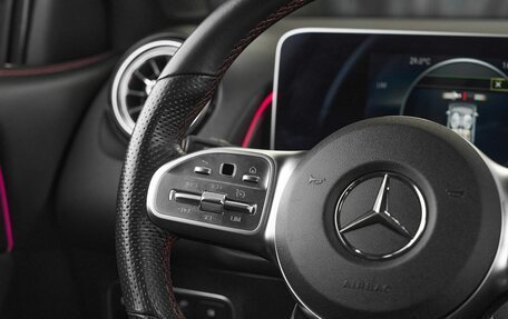Mercedes-Benz GLB, 2020 год, 2 900 000 рублей, 13 фотография
