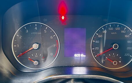 KIA Rio IV, 2021 год, 1 050 000 рублей, 9 фотография