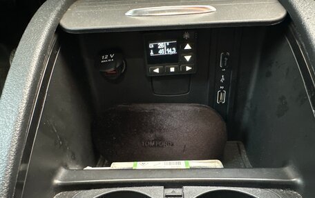 Mercedes-Benz Vito, 2019 год, 3 850 000 рублей, 23 фотография