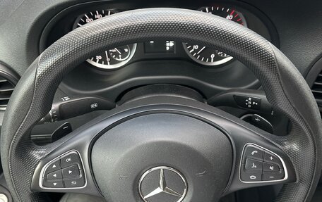 Mercedes-Benz Vito, 2019 год, 3 850 000 рублей, 27 фотография