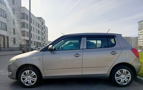 Skoda Fabia II, 2013 год, 700 000 рублей, 2 фотография