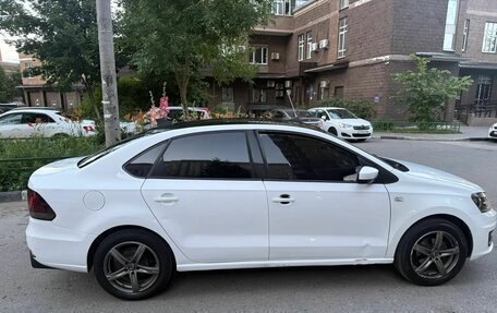 Volkswagen Polo VI (EU Market), 2015 год, 565 000 рублей, 6 фотография