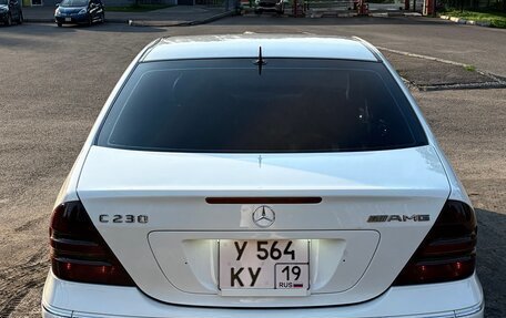 Mercedes-Benz C-Класс, 2005 год, 1 200 000 рублей, 10 фотография