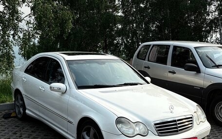 Mercedes-Benz C-Класс, 2005 год, 1 200 000 рублей, 2 фотография