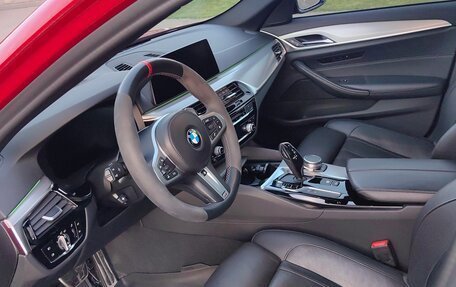BMW 5 серия, 2019 год, 3 600 000 рублей, 8 фотография