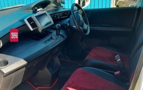 Honda Freed I, 2015 год, 1 300 000 рублей, 32 фотография