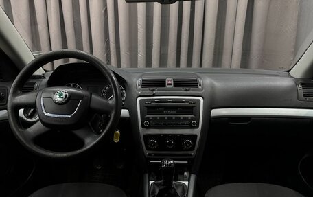 Skoda Octavia, 2010 год, 799 999 рублей, 9 фотография