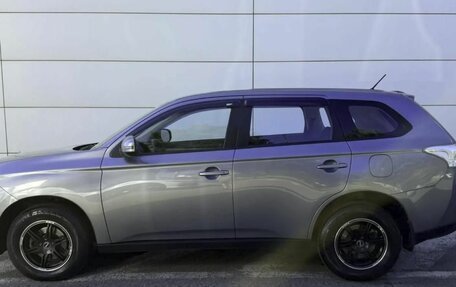 Mitsubishi Outlander III рестайлинг 3, 2013 год, 1 350 000 рублей, 8 фотография