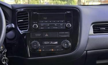 Mitsubishi Outlander III рестайлинг 3, 2013 год, 1 350 000 рублей, 12 фотография