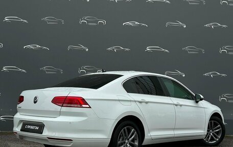 Volkswagen Passat B8 рестайлинг, 2018 год, 1 652 700 рублей, 2 фотография