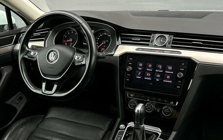 Volkswagen Passat B8 рестайлинг, 2018 год, 1 652 700 рублей, 15 фотография