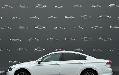 Volkswagen Passat B8 рестайлинг, 2018 год, 1 652 700 рублей, 13 фотография
