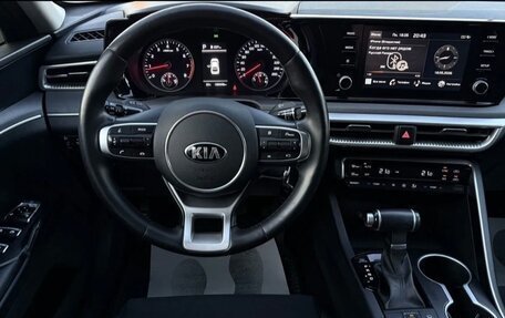 KIA K5, 2021 год, 2 500 000 рублей, 10 фотография