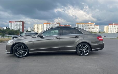 Mercedes-Benz E-Класс, 2011 год, 1 650 000 рублей, 3 фотография