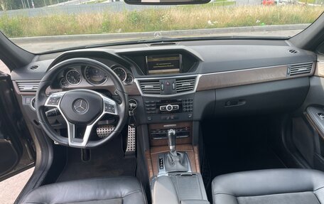 Mercedes-Benz E-Класс, 2011 год, 1 650 000 рублей, 12 фотография