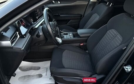 KIA K5, 2021 год, 2 500 000 рублей, 11 фотография