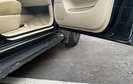 Toyota Land Cruiser Prado 120 рестайлинг, 2004 год, 1 540 000 рублей, 11 фотография