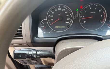 Toyota Land Cruiser Prado 120 рестайлинг, 2004 год, 1 540 000 рублей, 13 фотография