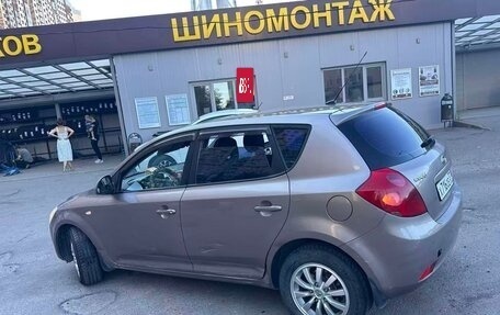 KIA cee'd I рестайлинг, 2007 год, 380 000 рублей, 2 фотография