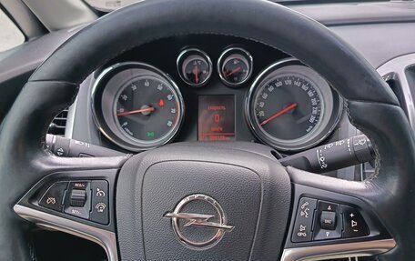 Opel Astra J, 2014 год, 810 000 рублей, 11 фотография