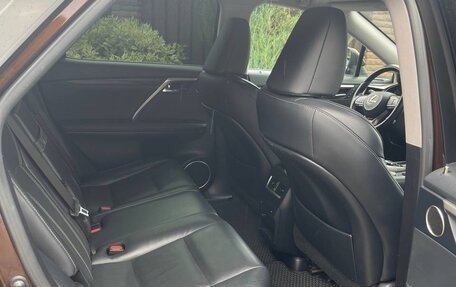 Lexus RX IV рестайлинг, 2017 год, 4 050 000 рублей, 21 фотография