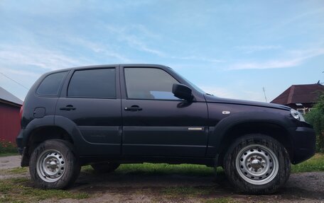 Chevrolet Niva I рестайлинг, 2013 год, 500 000 рублей, 4 фотография