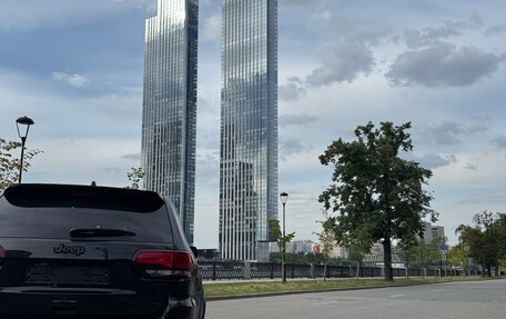 Jeep Grand Cherokee, 2018 год, 6 000 000 рублей, 6 фотография