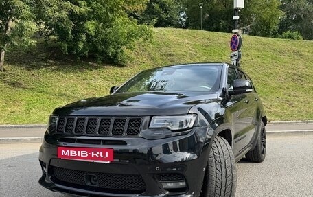 Jeep Grand Cherokee, 2018 год, 6 000 000 рублей, 20 фотография